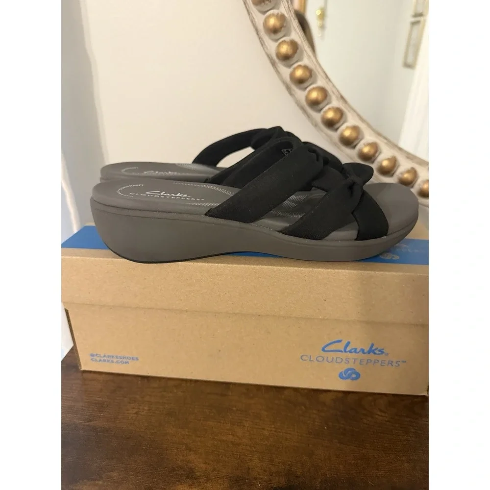 Clarks Cloudsteppers Breeze Rae Cam Black Gray Sandals Womens Size 8 M NWB